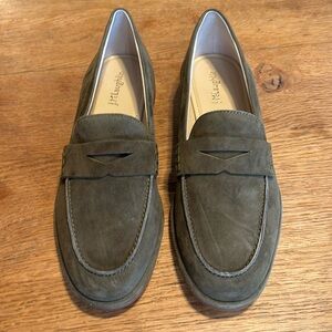 J McLaughlin Concetta loafer in military green.